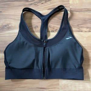 Brooks black front zip sports bra size M